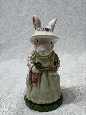 VTG Anthropomorphic Mrs Rabbit Ceramic Figurine Holding Carrots